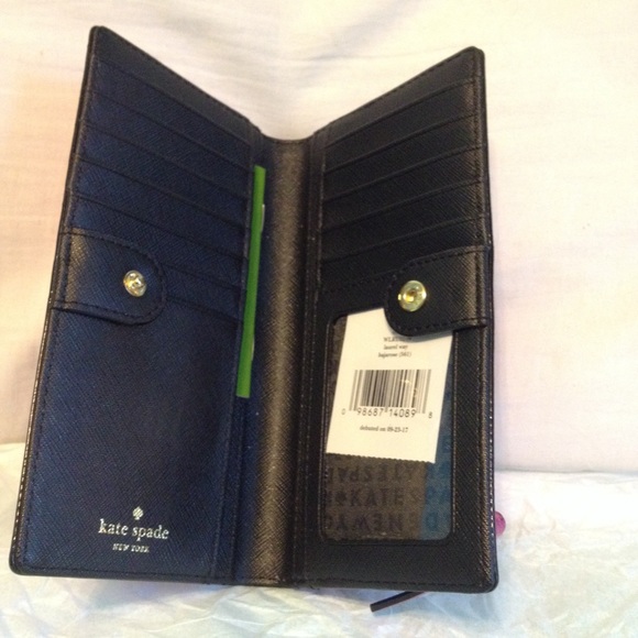 Kate spade wallet in bold pink - Picture 2 of 4